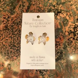 Hawaiian Nature Collection Leighton Lam Floral Earrings Dipped in 18k Gold NEW